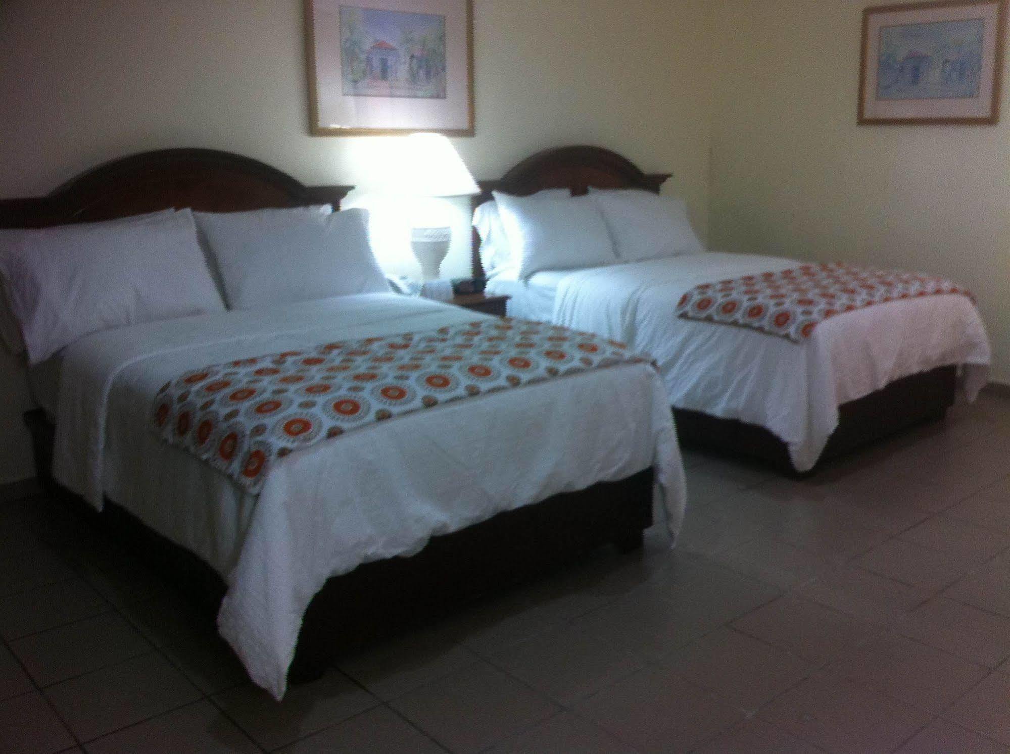 Micro Hotel Condo Suites Santo Domingo Exterior photo