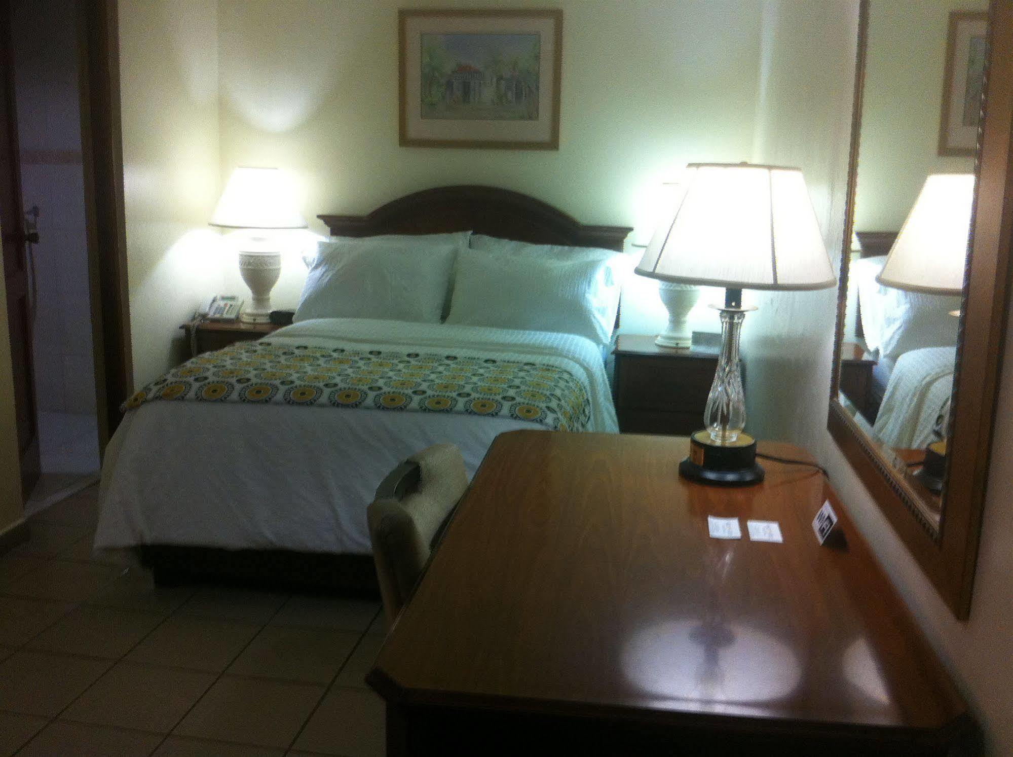Micro Hotel Condo Suites Santo Domingo Exterior photo